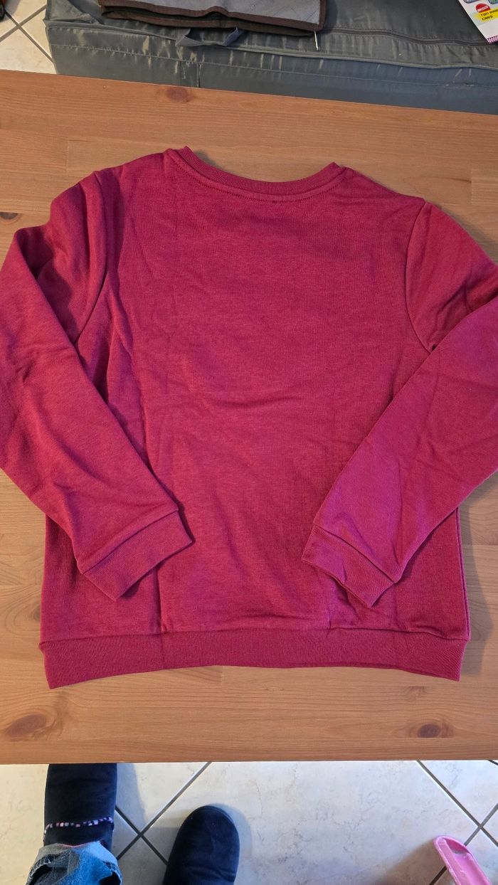 Neuf (non porté) 🏷🩷😍🥰 superbe sweat molleton 10 ans fille 🩷🩷🩷🩷 - photo numéro 7