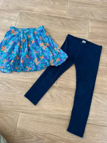 Jupe et legging 10 ans