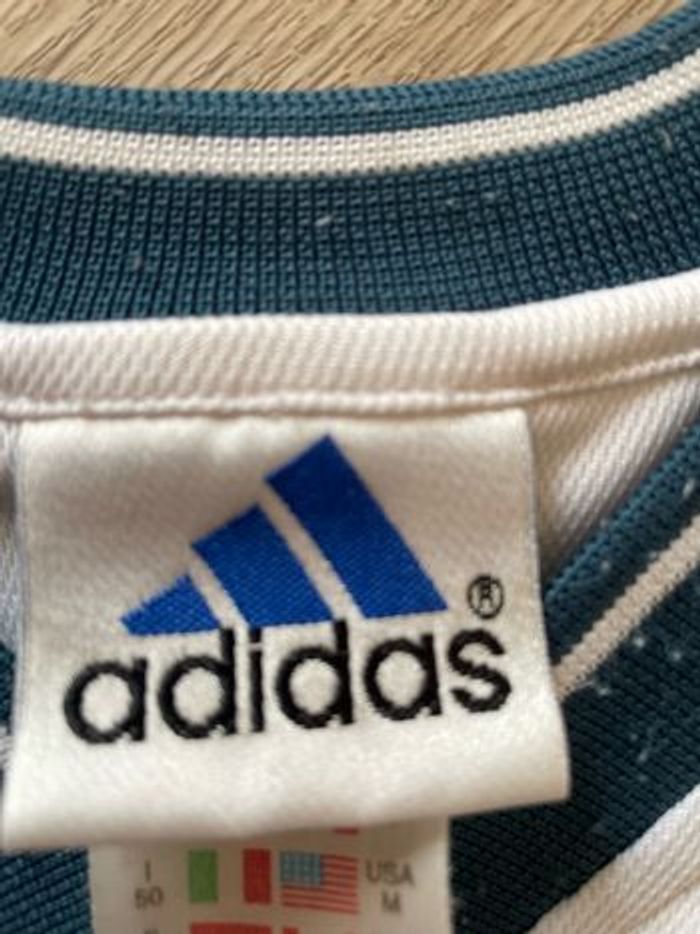 T-shirt vintage adidas - photo numéro 4