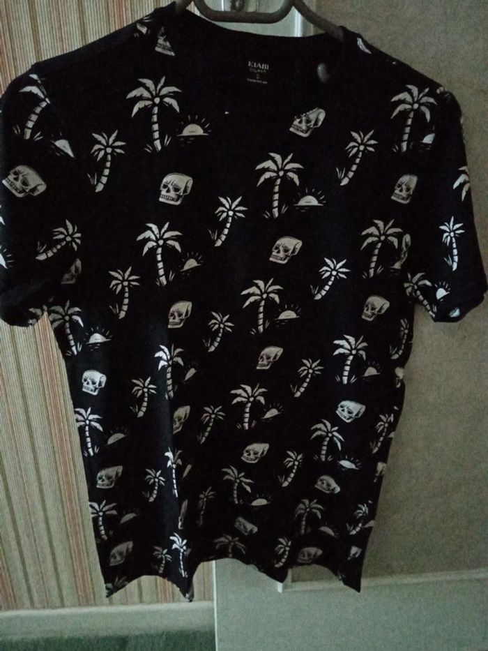 Tee shirt
