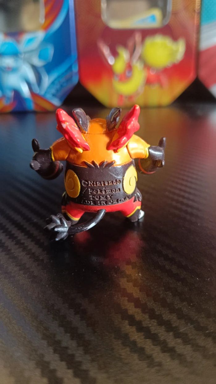 Figurine pokémon - photo numéro 3
