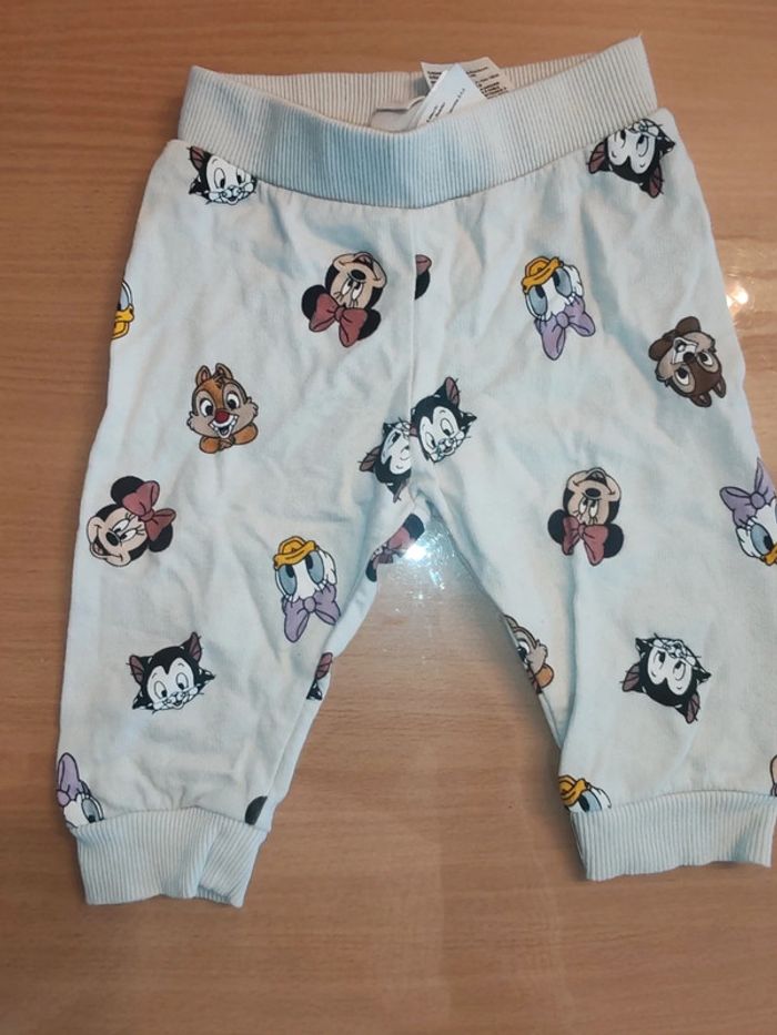 Vêtements bébé fille pantalon 6 mois Disney h&m lot possible voir dressing - photo numéro 2