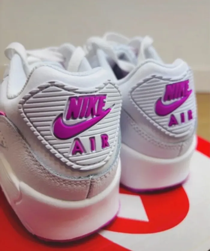 Nike Air Max 90 LTR White Laser Fuschia Taille 38 - photo numéro 4