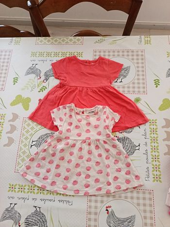 Lot de 2 robes Kiabi taille 3 mois