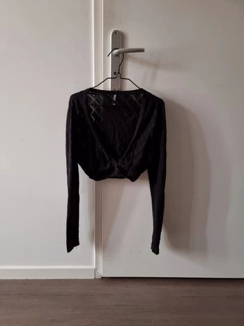 Gilet court ajoure