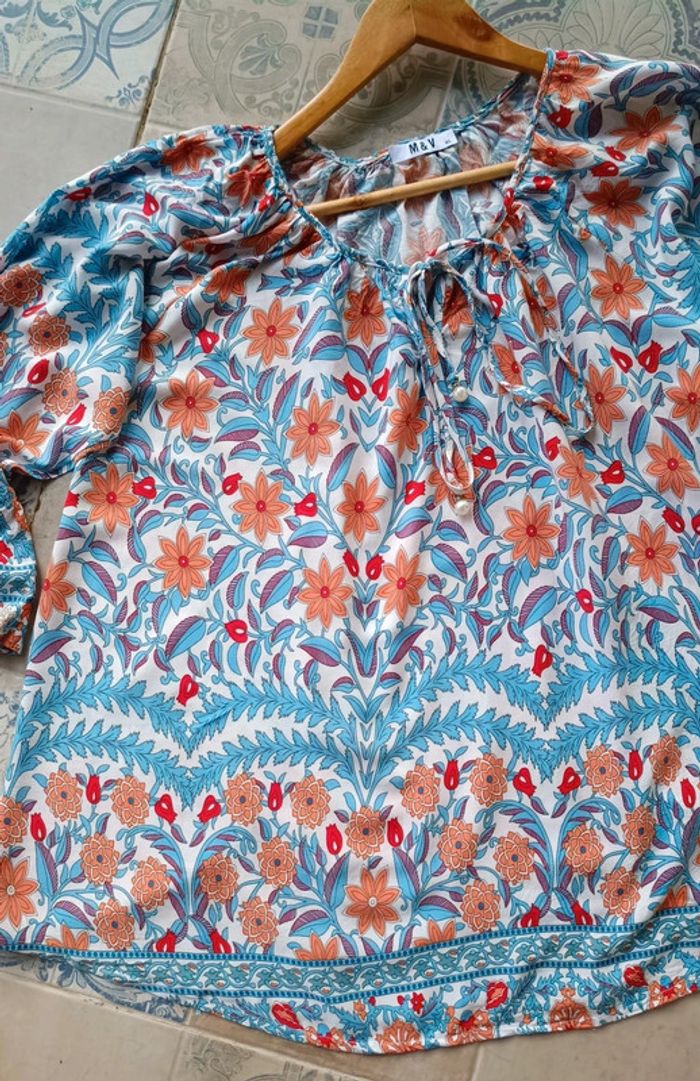 Très jolie blouse M&V taille M/L - neuve - photo numéro 4