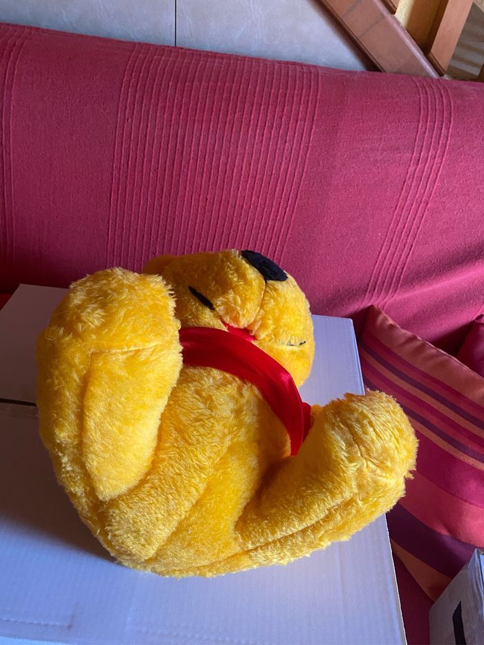 Peluche Disney Winnie l’ourson - photo numéro 3