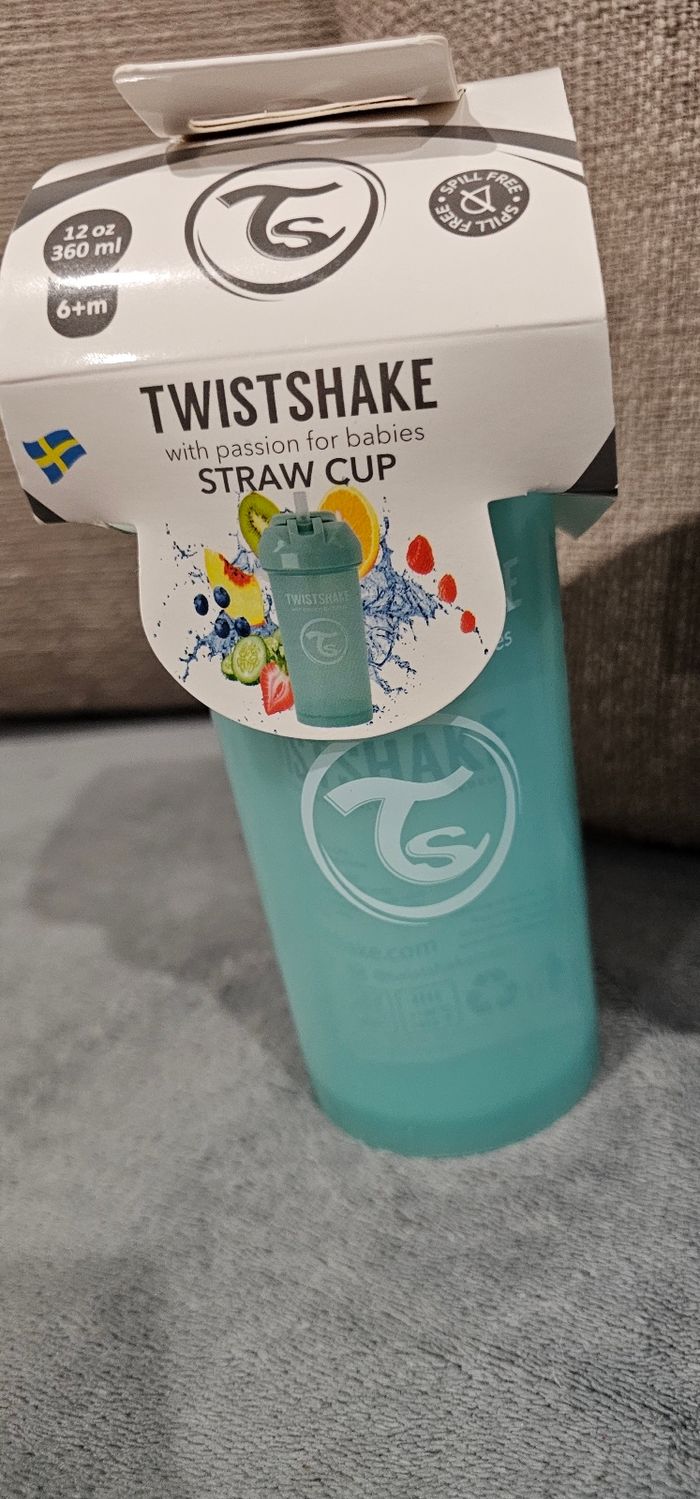 Lot de 2 gourdes Twistshake neuves - photo numéro 3