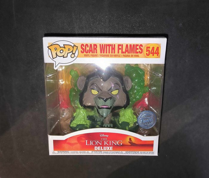 Figurine Funko Pop Deluxe / Scar With Flames 544 / Le Roi Lion / Disney / Funko Spécial édition