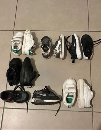 Lot de 6 chaussures en très bon état taille 21/20/22
