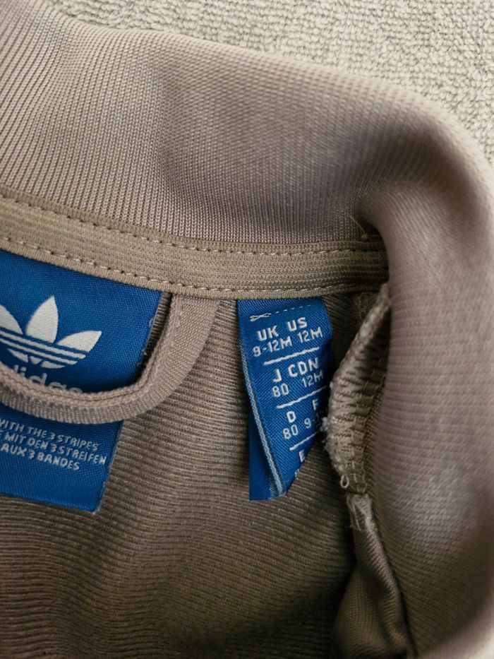 Enssemble Adidas survêtement - photo numéro 3