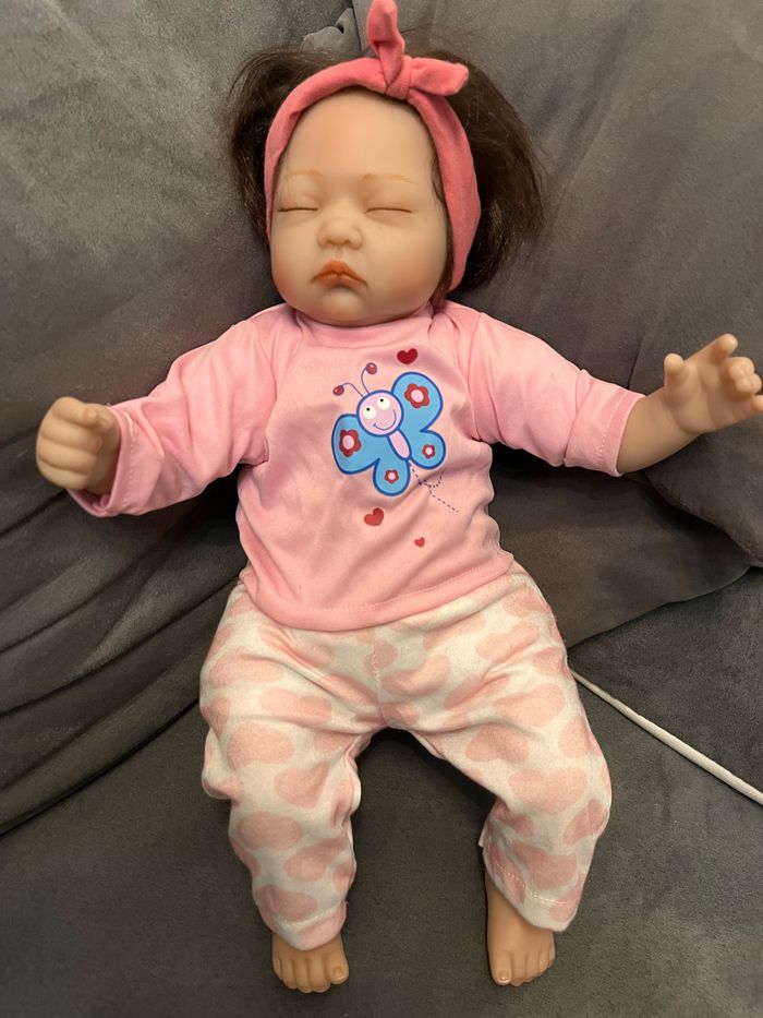 Poupée véritable bébé - photo numéro 3