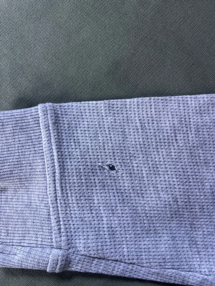 T-shirt épais, manches longues, taille huit ans, marque du pareil au même - photo numéro 4