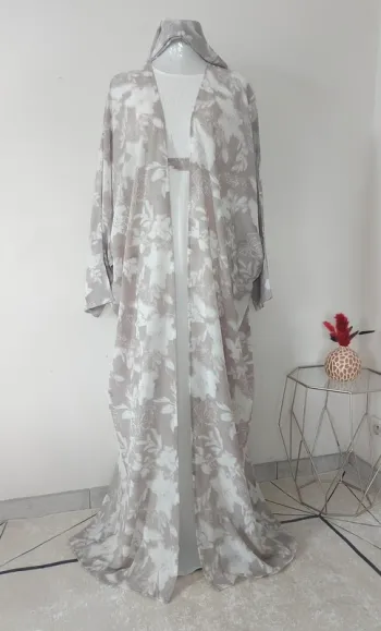 Sublime ensemble émiratie kimono neuf