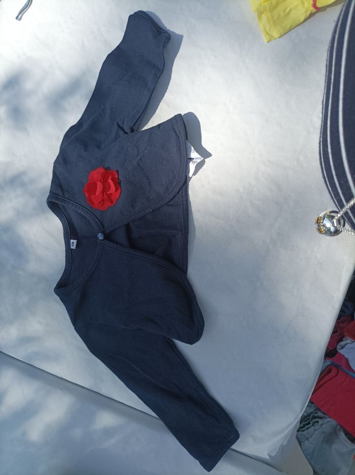 Lots de vêtements 6 mois - photo numéro 7