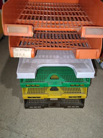 6 range documents empilable