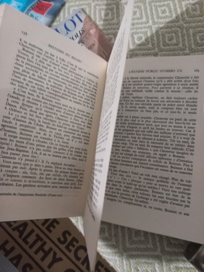 Livre Marcel montarron histoire du milieu - photo numéro 2