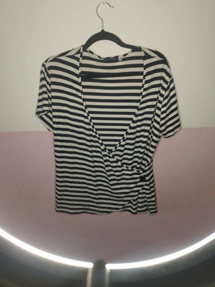 T-shirt taille L marque sixth sense - photo numéro 2