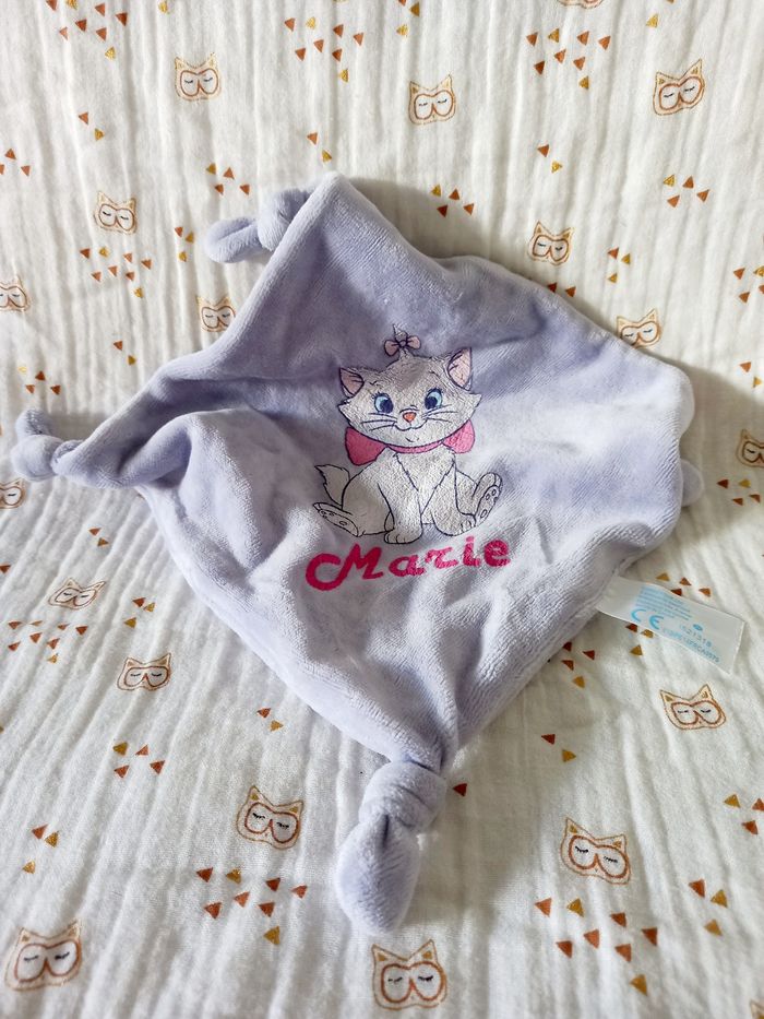 Doudou plat Marie Carrefour Disney