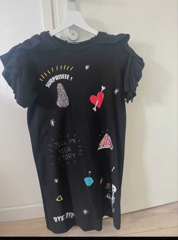 Robe courte noire en coton – Style sport chic – Bon état 🖤