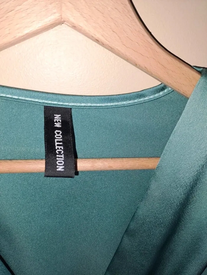 Chemise femme vert d'eau comme neuve 5eme saison New collection 36 à 40 tbe - photo numéro 5