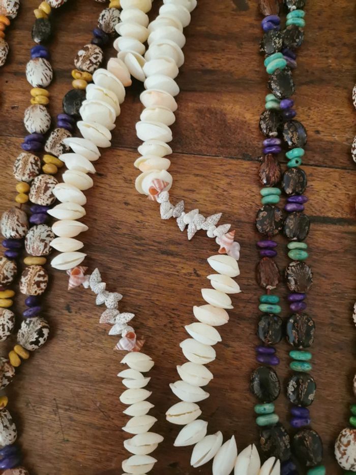 Lot de 6 colliers fantaisie coquillages et graines - photo numéro 2