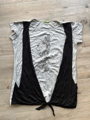 T-shirt effet bretelles