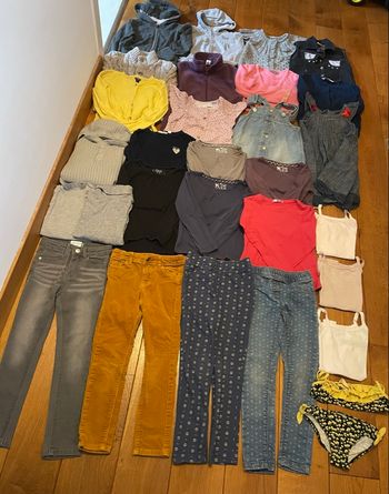 Gros lot 5 ans fille différentes marques