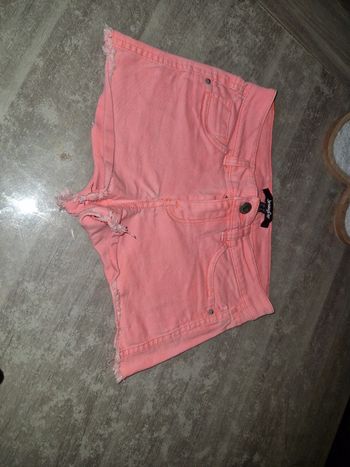 Short en jeans rose