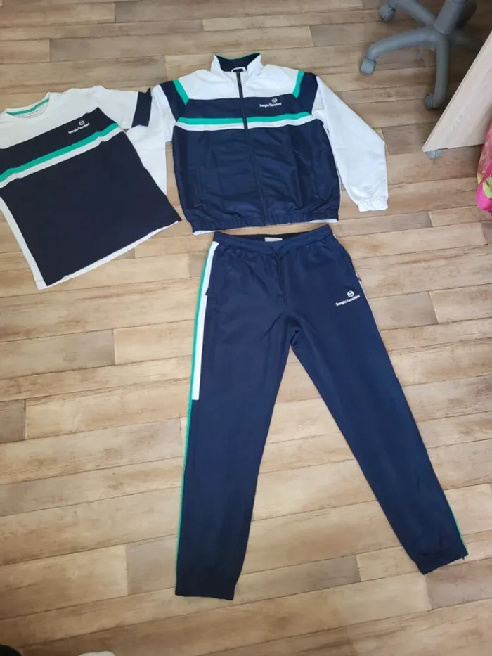Survêtement sergio tacchini