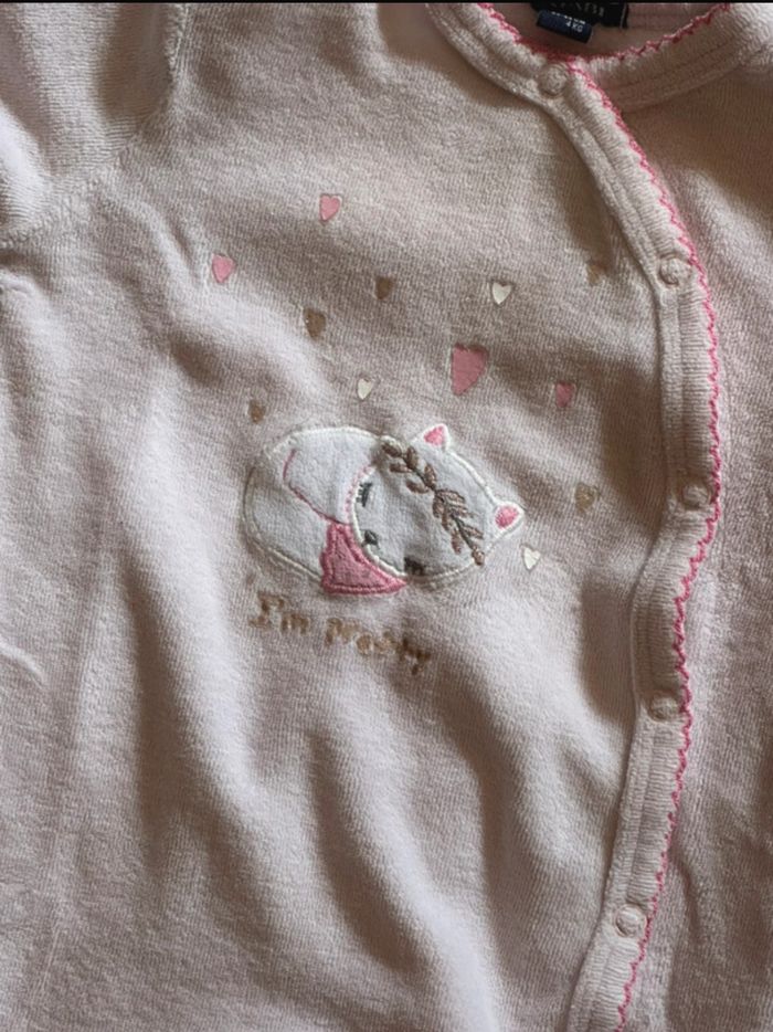 Pyjama 1 mois - photo numéro 2