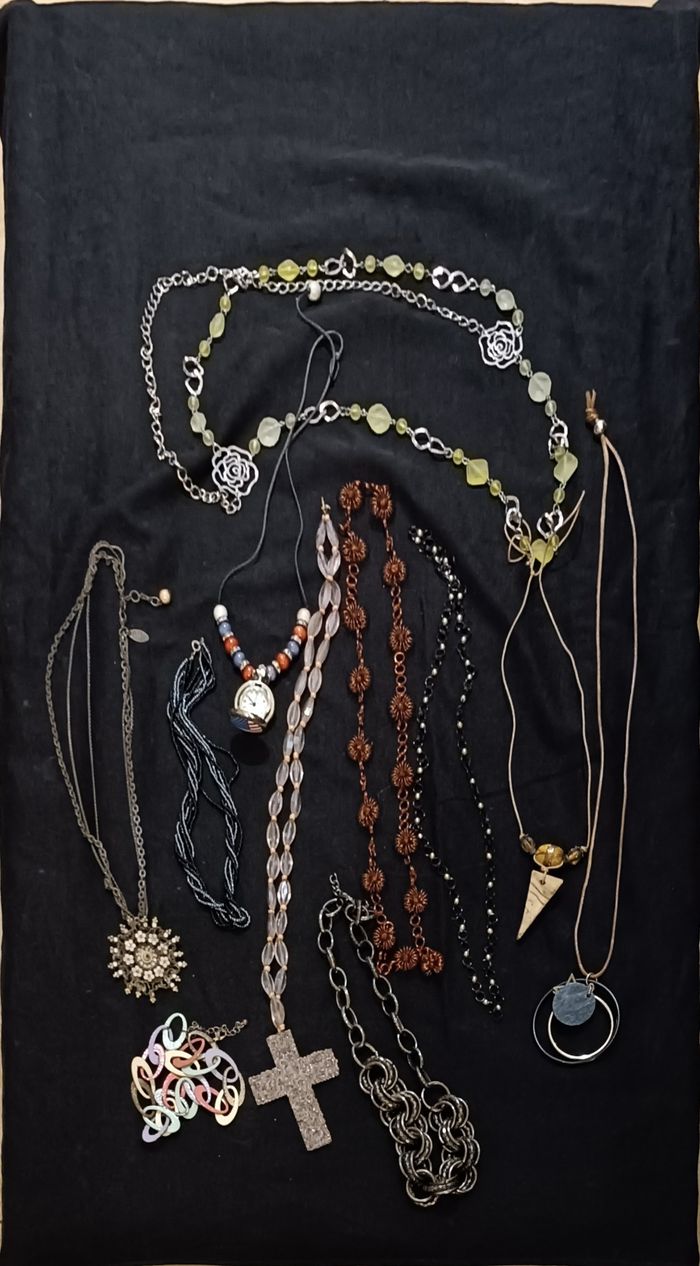 Lot de bijoux fantaisie - photo numéro 2