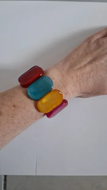 Bracelet multicolore neuf