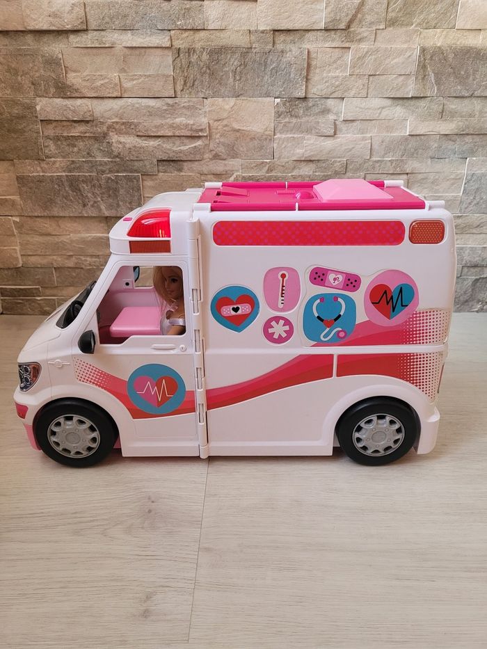 BARBIE Véhicule Médical - photo numéro 7