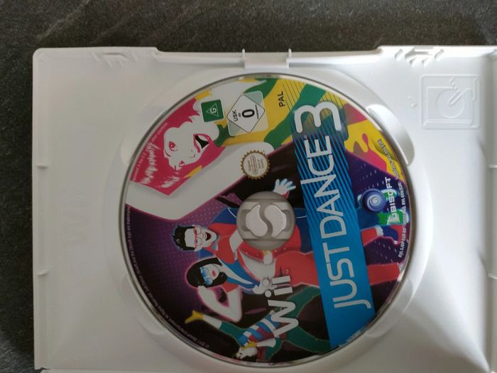 Jeu juste dance 3 wii - photo numéro 3