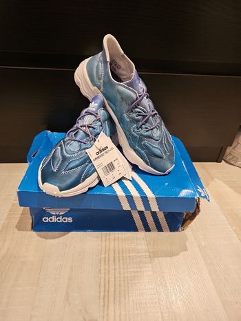 💙✨ Adidas Originals Ozweego Tech J EL – NEUVES AVEC ÉTIQUETTES – Taille 38 ✨💙