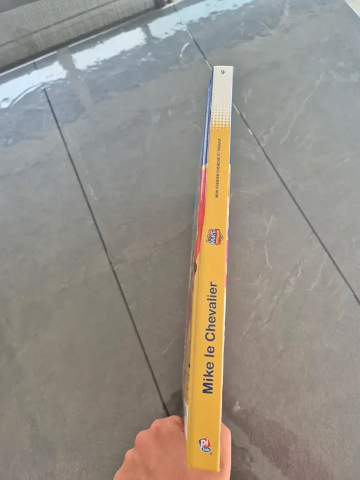 Livre Mike Le Chevalier - Mon Premier Cherche Et Trouve - photo numéro 3