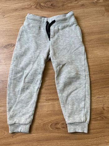 Pantalon jogging gris 4a