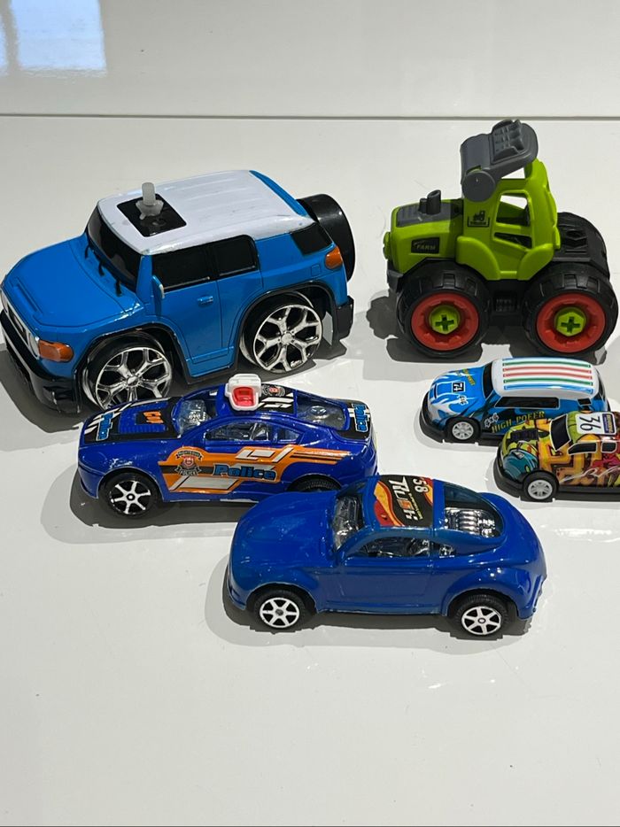 Lot de voitures - photo numéro 2