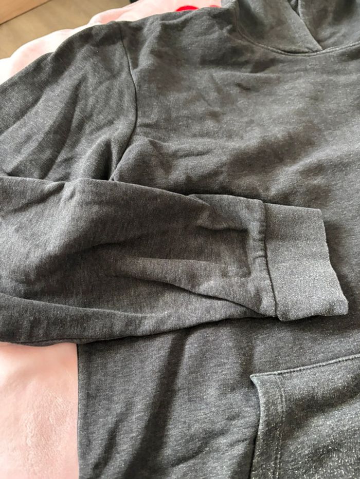 Sweat gris - photo numéro 4