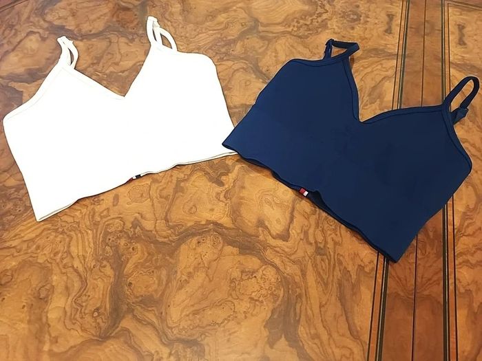 2 Top sport Prozis taille S - photo numéro 2