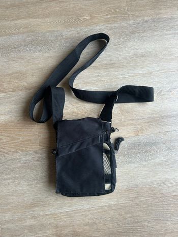 Sacoche bandoulière noire Crédit Mutuel – multi-poches pratique