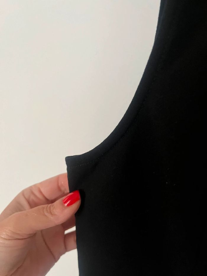 Robe noire col tailleur en V droite et ajustée taille S - photo numéro 4