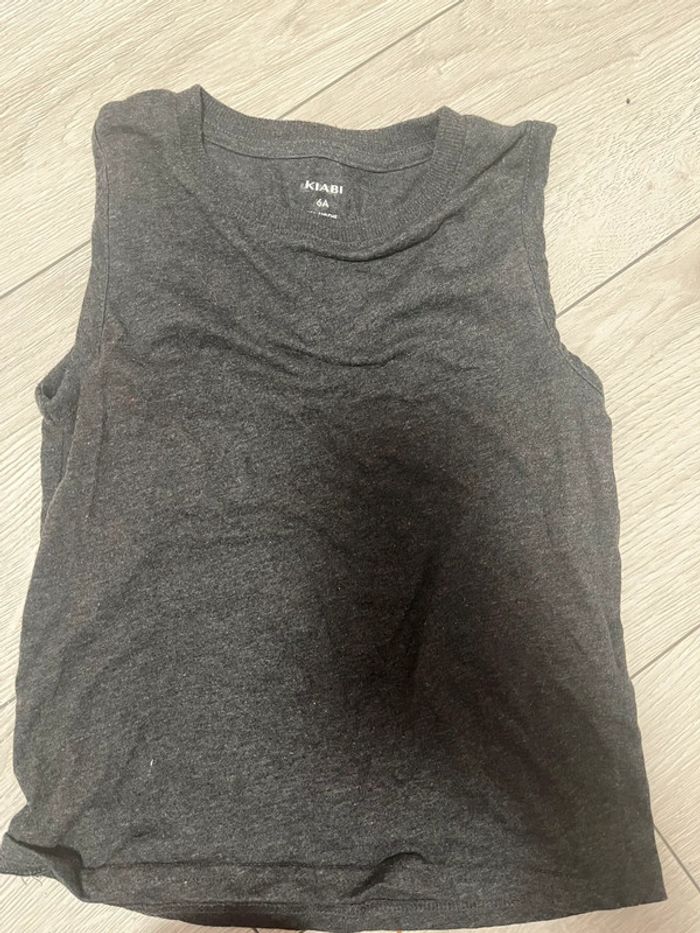 T-shirt sans manches