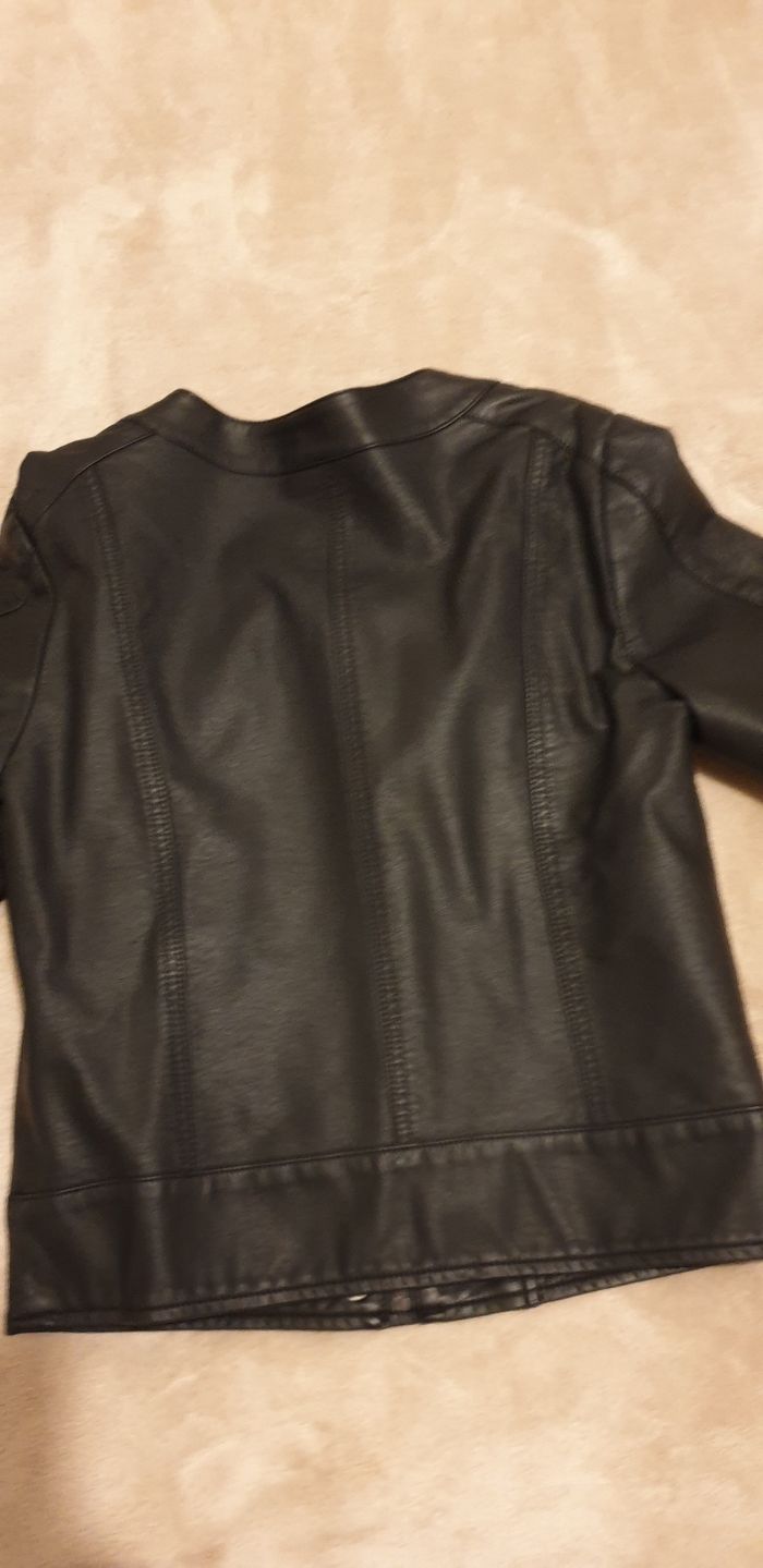 Veste courte noire - photo numéro 6