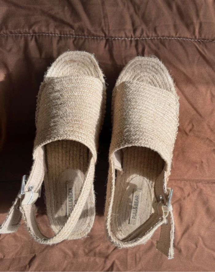 Sandales compensées beige tressées - photo numéro 2
