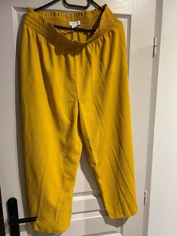 Pantacourt jaune