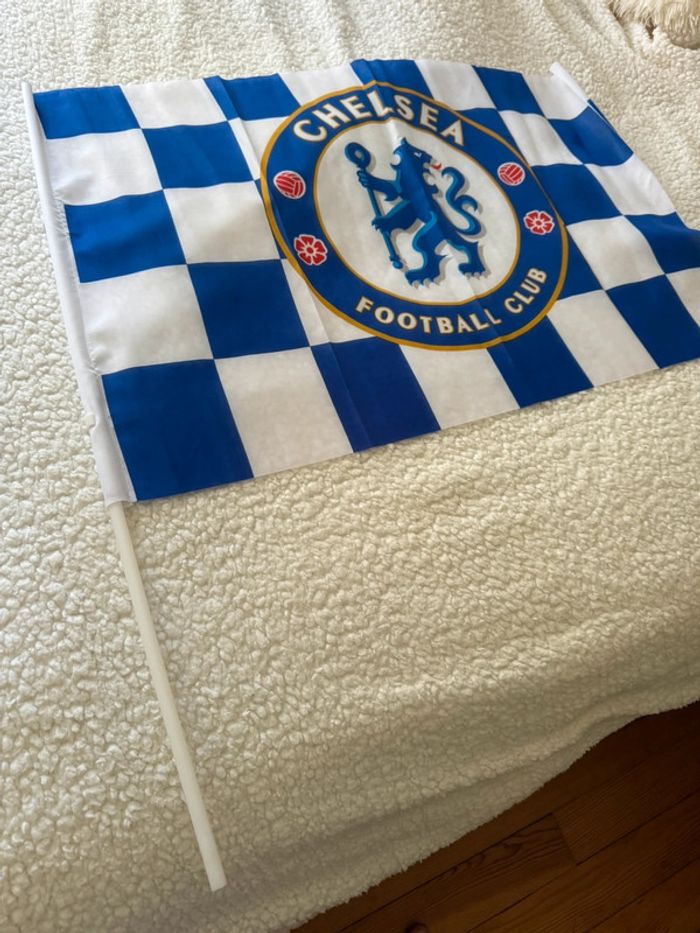 Drapeau de Chelsea officiel neuf sous blister - photo numéro 3