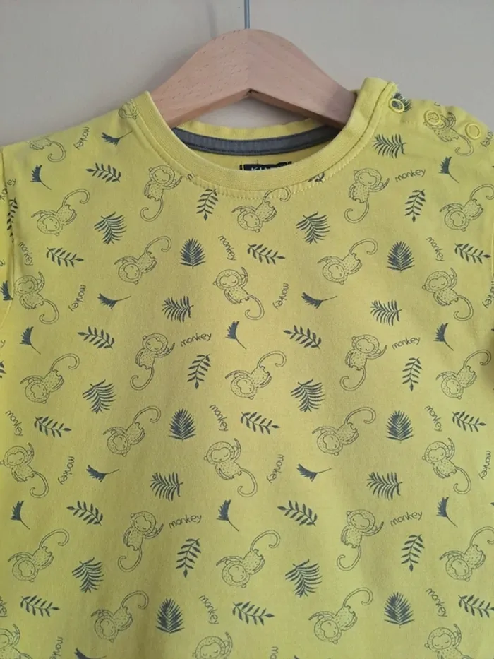 T-shirt garçon jaune kiabi 24 mois comme neuf - photo numéro 3