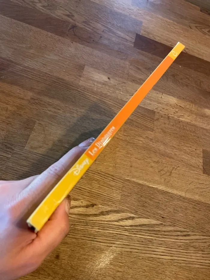 Livre Disney Le monde merveilleux de la connaissance Les Dinosaures - photo numéro 2